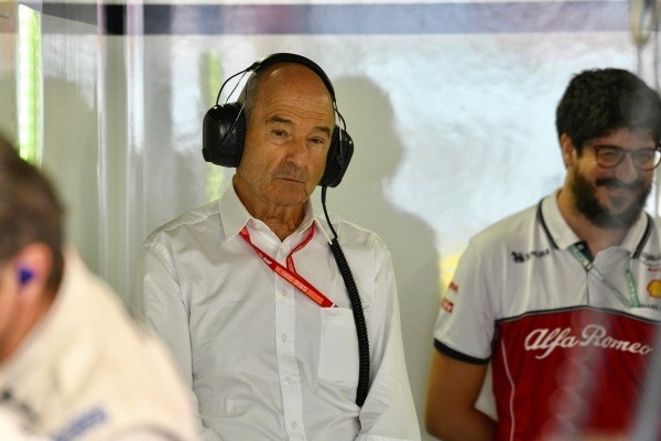 Peter Sauber: "Difficile separarsene, ma l'ibrido è un problema"