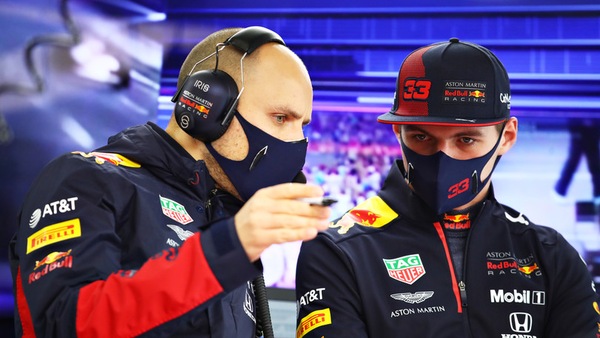 GP Turchia Fp2, Verstappen ironico: "Qui servono i pattini..."