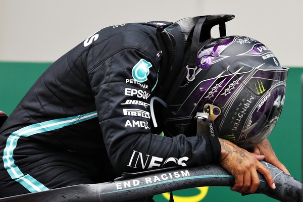 GP Turchia: Re Lewis VII! Perez 2°, sorride la Ferrari con Vettel il Magnifico davanti a Leclerc