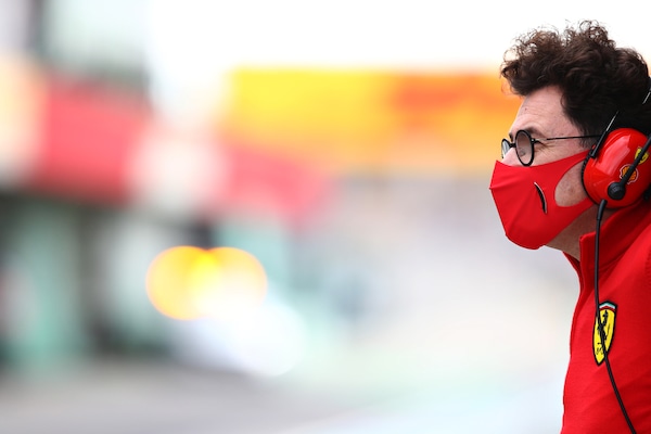 Binotto pur di far vincere la Ferrari: "Magari ora non vado neanche in Bahrain..."
