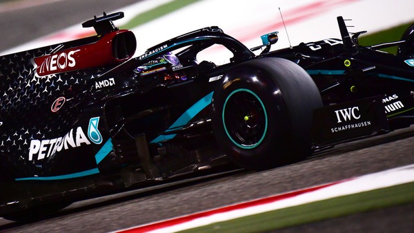 GP Bahrain, Hamilton: "Pirelli 2021? Meglio rimanere con queste gomme"