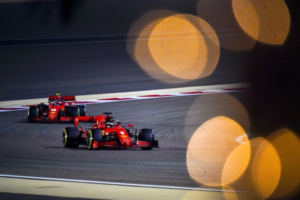 GP Sakhir: ostacoli e opportunità per la Ferrari sull'anello esterno