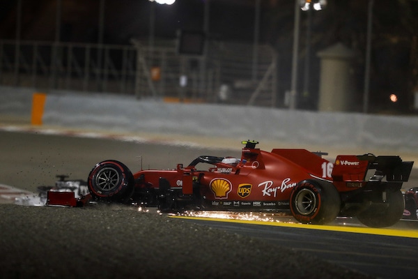 GP Sakhir: l'incidente tra Leclerc e Verstappen al primo giro