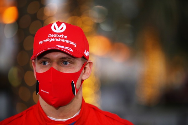 GP Abu Dhabi, Schumacher prove di 2021 nelle libere con Haas
