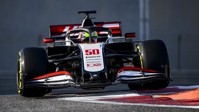 Mick Schumacher ai test di Abu Dhabi con la Haas
