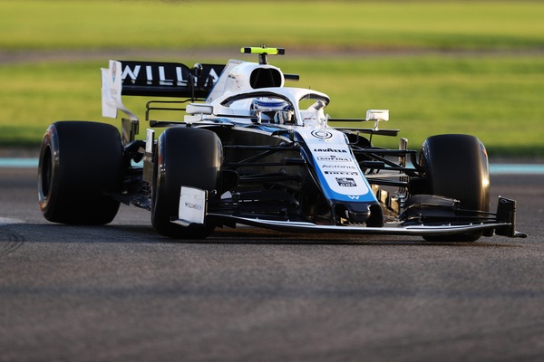 Williams, niente lancio della FW43B dall'app per attacco hacker