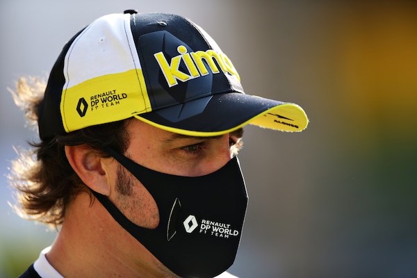 Alonso: "Sogno di vincere nel 2022, poi Indy e la Dakar"