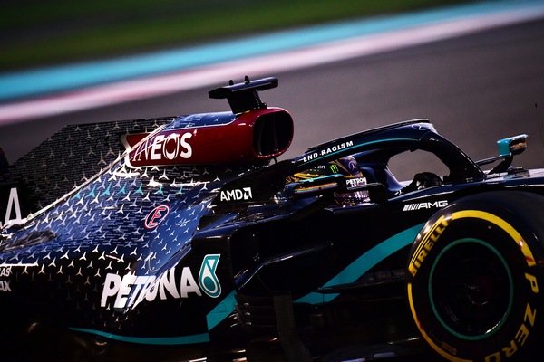 Motori 2025, Mercedes: sviluppo sì ma attento ai costi