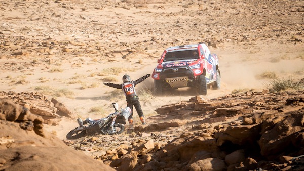 Dakar 2021, tappa 3: ancora Al Attiyah, problemi per Sainz