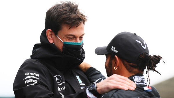 Contratto Hamilton, Wolff: Mercedes pronta a ogni scenario