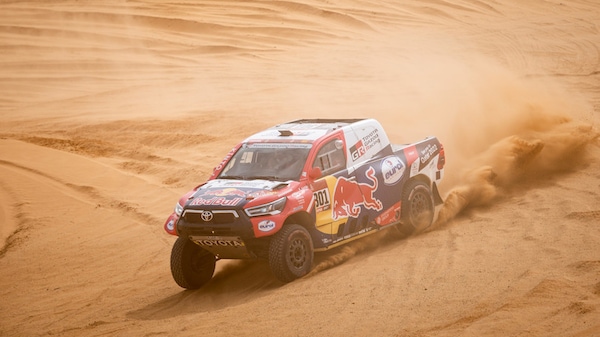 Dakar 2021, tappa 8 marathon: Al Attiyah risponde a Peterhansel