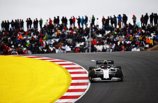 Calendario F1, senza Portimao ecco l'ipotesi doppio Bahrain