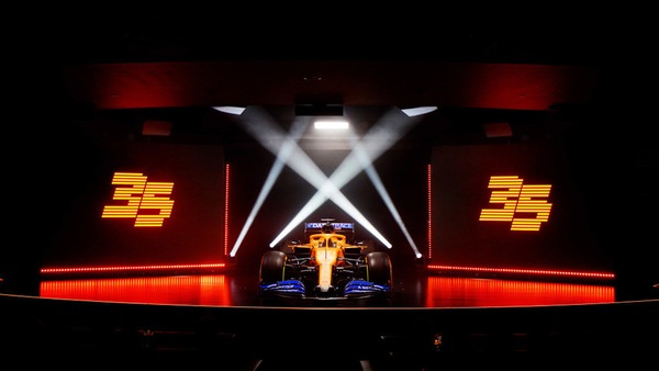 McLaren MCL35M, presentazione in diretta streaming