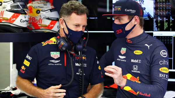 Horner, Max ha una clausola per liberarsi. Mercedes lo ha in cima alla lista
