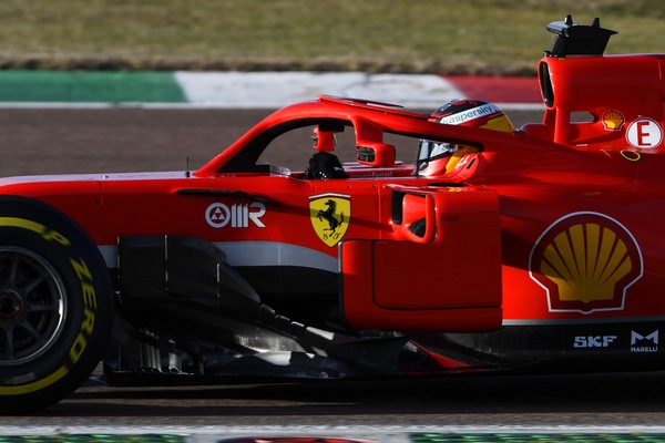 Nuova "birra" per la Ferrari: accordo con Estrella Galicia 0,0