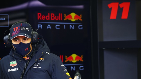 Red Bull, Perez a disposizione del team, non di Verstappen