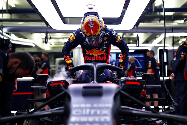 F1 2021, la guida ai test di Sakhir