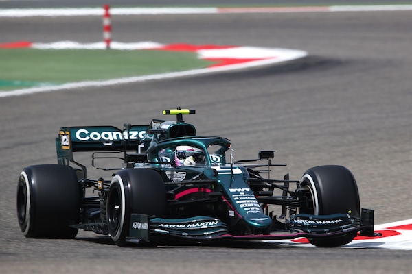 Test Bahrain 2021, Vettel a scuola di Aston: "Tante le cose diverse"