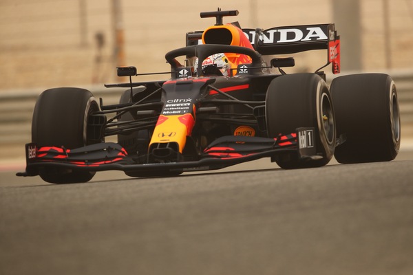Test Bahrain 2021, day 1: Verstappen al top, Mercedes in difficoltà