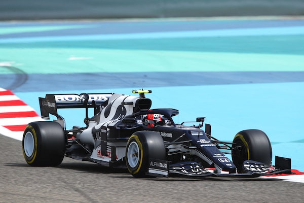 Gasly: "Ferrari si è nascosta nei test, è chiaramente migliorata"