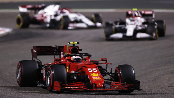 Sainz commenta: "Al via ho fatto attenzione, forse pure troppa"