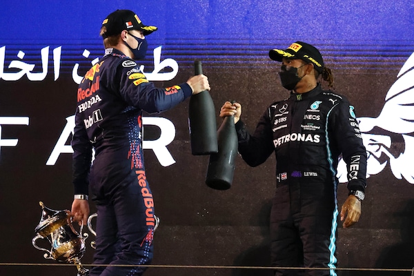 Piquet: "Verstappen a parità di macchina distruggerebbe Hamilton"