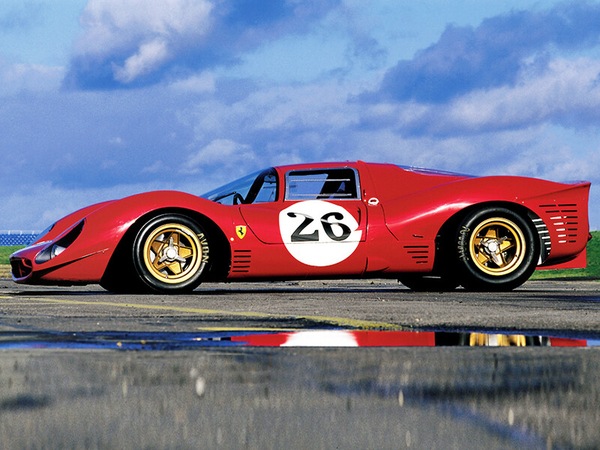 Ferrari 330 P3, l'auto da corsa più bella di sempre