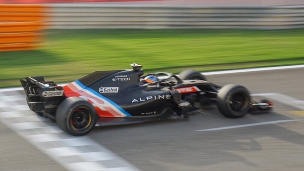 Test Pirelli, Alonso "scopre" le 18 pollici