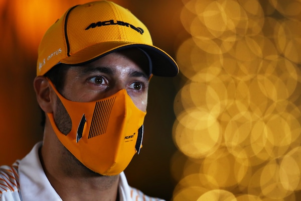Ricciardo e l'essere Hamilton: "Altri saprebbero vincere, ma che pressione!"