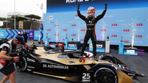 ePrix Roma, Vergne vince dietro SC. Beffa Di Grassi, Vandoorne a muro