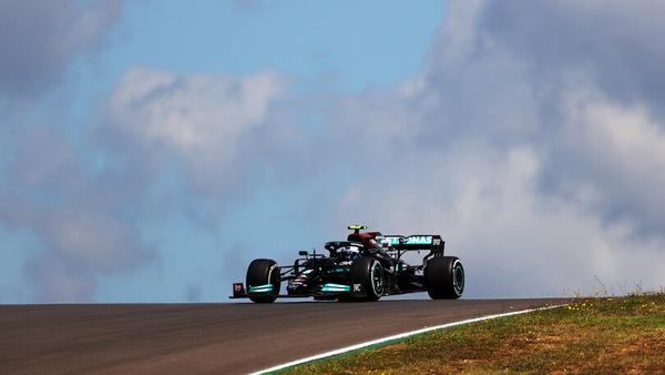 GP Portogallo, FP1: guida Bottas, Leclerc è 4°