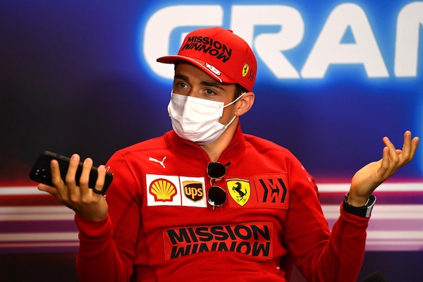 Leclerc: "Con chi lotterà Ferrari? Dipenderà da chi farà meno errori "