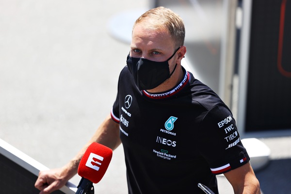 Bottas, GP Spagna: "Russell al mio posto? No, ho un contratto"