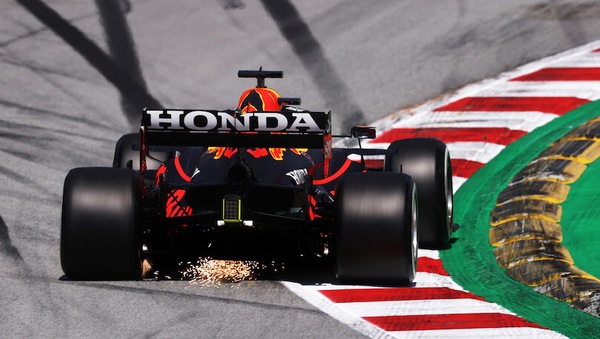 Sospetti sull'ala flessibile Red Bull, la FIA inasprisce i controlli