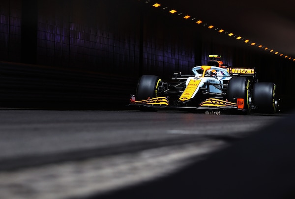 FP2, Norris: "Non sono sorpreso dalla Ferrari, Sainz mi ha confidato che avrebbe vinto"