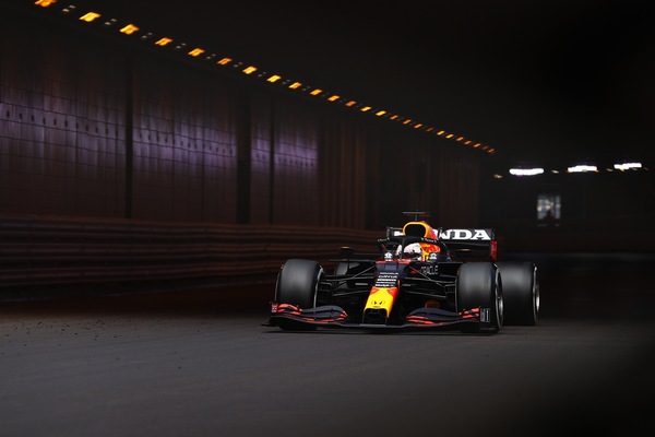 GP Monaco: vittoria per Verstappen, podio Ferrari con Sainz 2°
