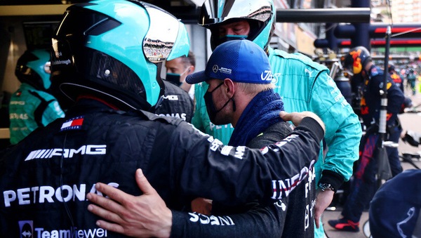 Wolff, Mercedes cambierà materiale e design del dado