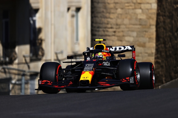 GP Azerbaijan, FP2: le due Red Bull davanti, poi le Ferrari