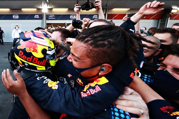 GP Azerbaijan, Perez: "Siamo stati vicini al ritiro"