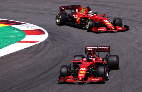 GP Francia, Leclerc e Sainz sulle prove libere: "C'è tanto da fare rispetto a Baku"