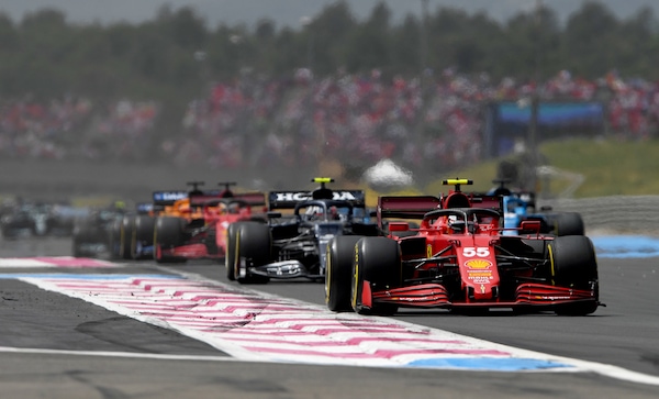 Sainz, delusione e sorpresa dal GP di Francia: "Troppo lenti, c'è qualcosa che ancora non capiamo"