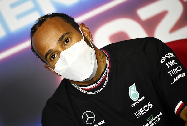Hamilton ed il pieno di pubblico a Silverstone: "Forse prematuro"