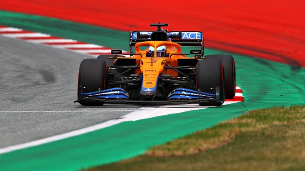 Ricciardo: "E' solo venerdì, ma meglio 2° che 10°"