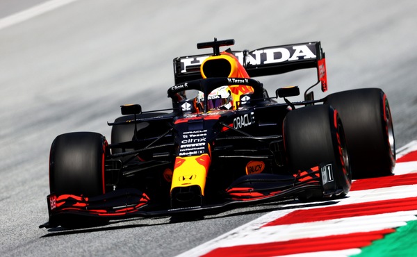 Verstappen, pole nel GP di Stiria: "In gara sarà battaglia come in Francia"