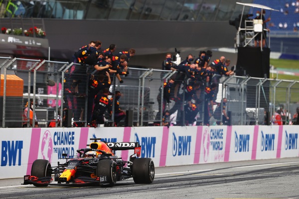 Verstappen, GP d'Austria non sarà facile: "Gli altri avranno imparato..."