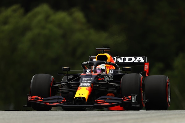 GP Austria, FP1: Verstappen davanti alle Ferrari