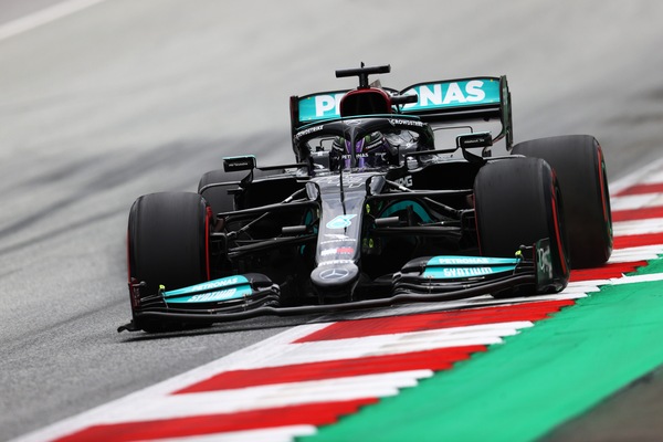 GP Austria, FP2: Mercedes al comando, Sainz 13°