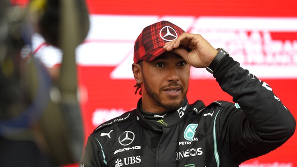 Ufficiale Hamilton rinnova con la Mercedes: insieme fino al 2023