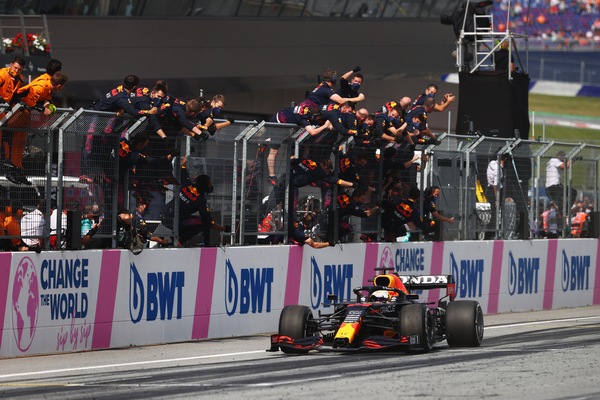 Horner, verso Silverstone senza timori: "Mercedes sarà fortissima..."