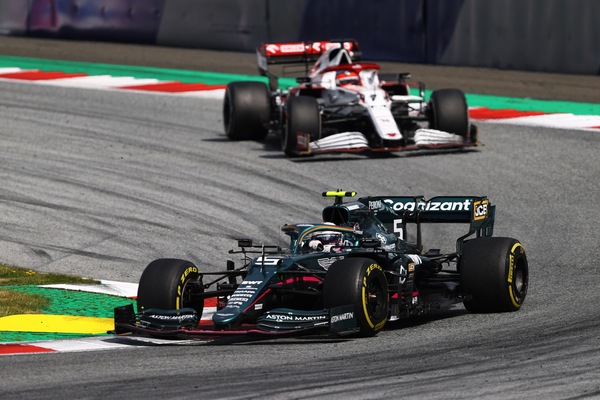 Vettel-Raikkonen, un malinteso senza grandi effetti